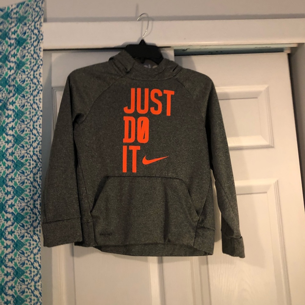 NIKE athletic hoodie
